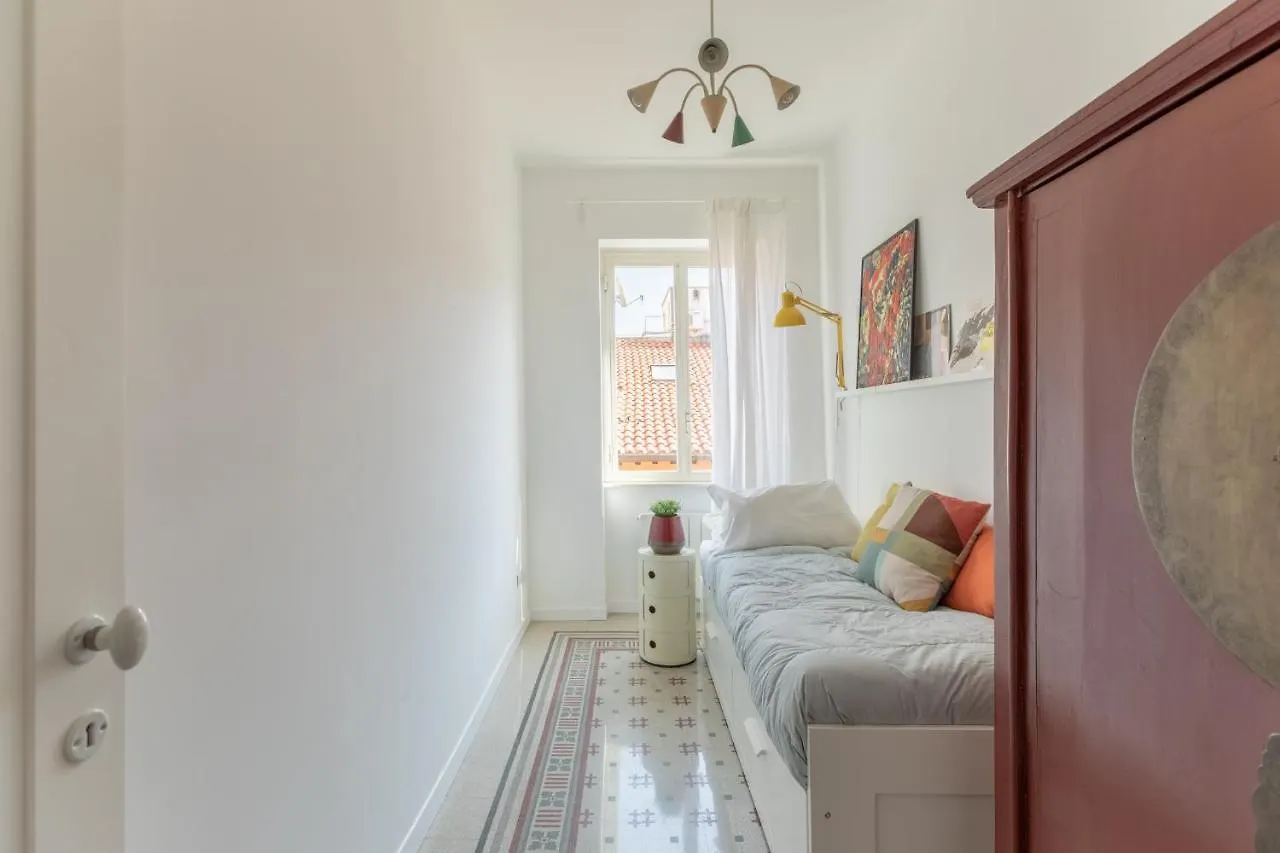 Iflat Lovely Apartment With View On Pope Window Rom Italien
