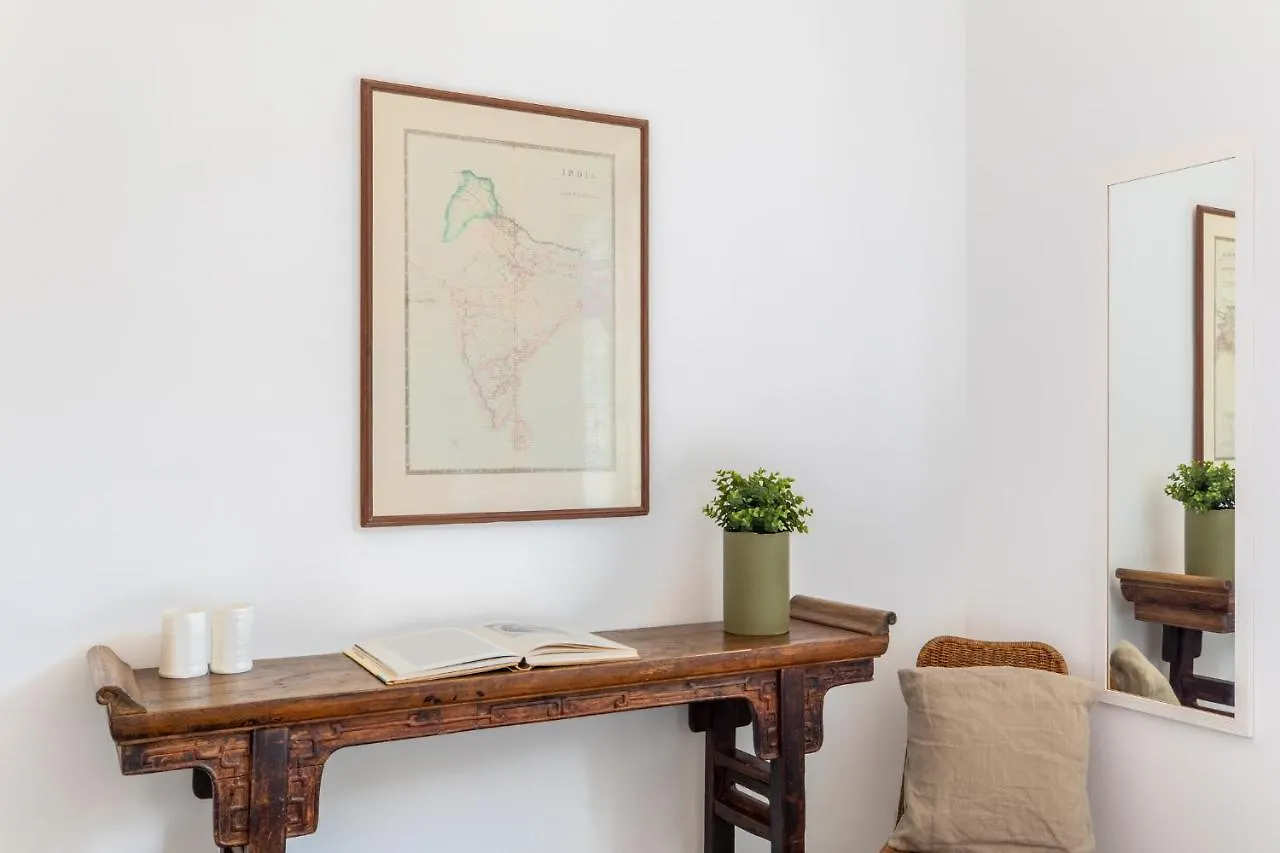 Iflat Lovely Apartment With View On Pope Window Rom